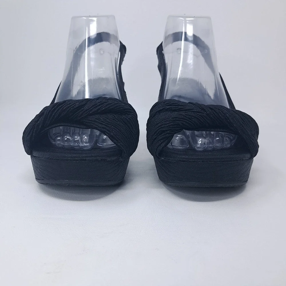 Reaction Kenneth Cole Rylee Twisted Fabric Platform Black Slingback Heels Size 8